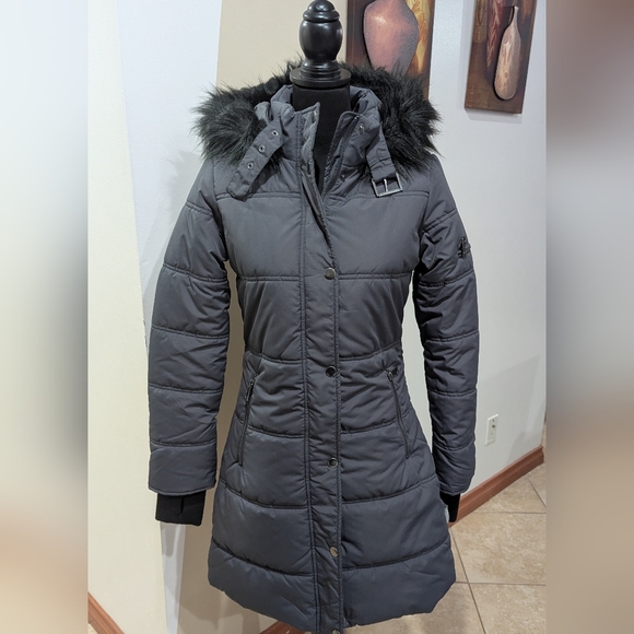 Maralyn & Me Jackets & Blazers - Maralyn & Me Women's Gray Puffer Coat with Faux Fur Trim Size Small